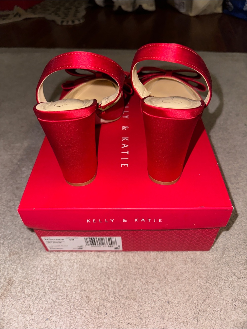 Jessica Simpson Red Satin Pointed-Toe Slingbacks with Large Bow - Picture 4 of 6